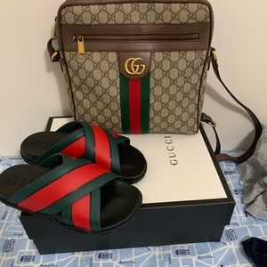 Gucci messenger bag, Men/Women, Medium.